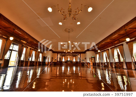 Former Hakodate City Public Hall 39751997