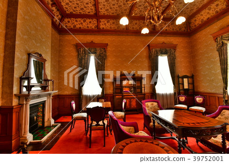 Former Hakodate City Public Hall 39752001