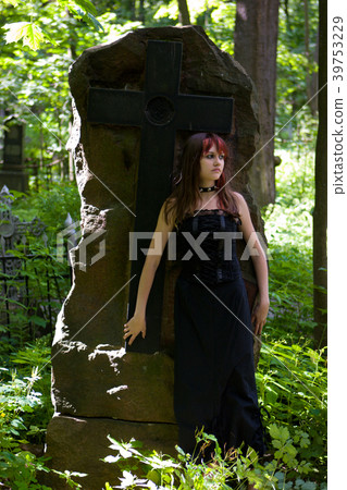 Gothic girl Gothic girl 39753229