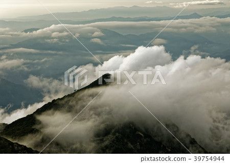 Cloudy Iideho mountain range, Mt. Cloudy Iideho mountain range, Mt. 39754944