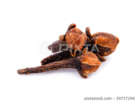 cloves spices on white background 39757299
