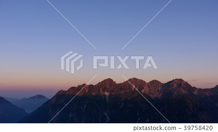 北阿爾卑斯山穗高山脈Morgenroth 39758420