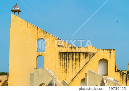 Vrihat Samrat Yantra, the world's largest sundial 39759425