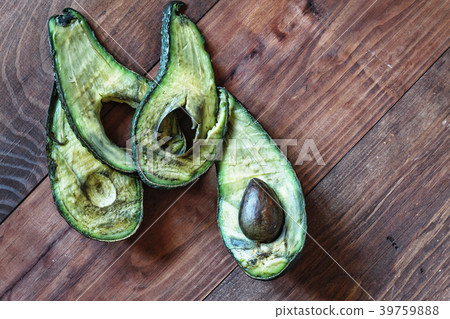 avocado, avocado spoiled, spoiled, rotten avocado, 39759888