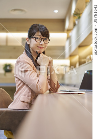 Business woman Business woman 39761643