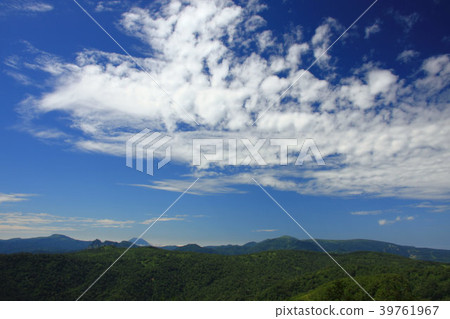 Mountain range around Sapporo seen from the summer hand of Inayama Mountain range around Sapporo seen from the summer hand of Inayama 39761967