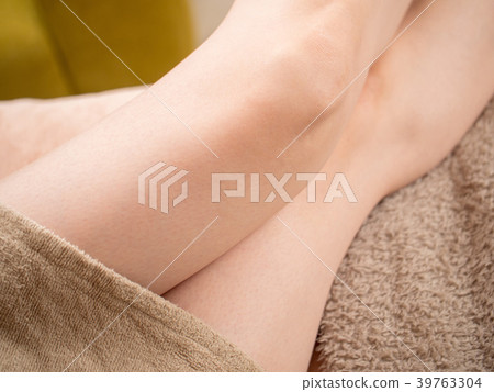 脫毛後的大腿圖像 39763304