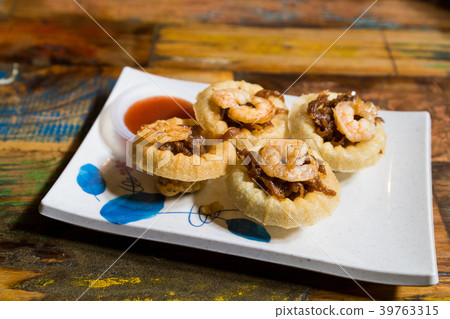Pie Tee or Top Hats, popular Nyonya cuisine Pie Tee or Top Hats, popular Nyonya cuisine 39763315