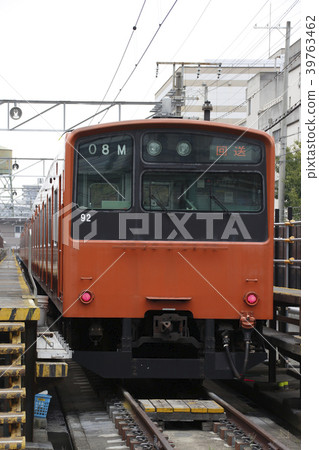 Series 201 detained in the Morinomiya Train District Series 201 detained in the Morinomiya Train District 39763462