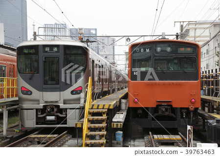 大阪環線在Morinomiya火車區被拘留 大阪環線在Morinomiya火車區被拘留 39763463