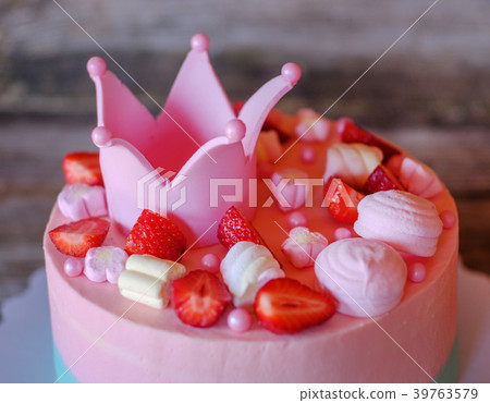 beautiful home made pink cake with Princess crown 39763579