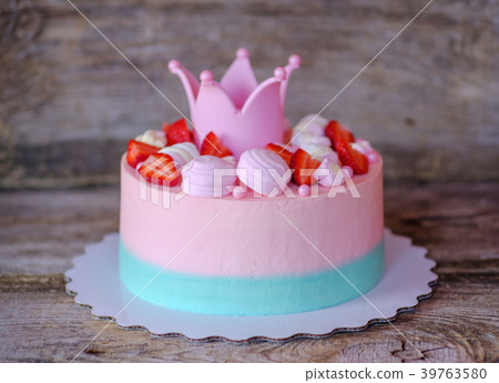 beautiful home made pink cake with Princess crown 39763580