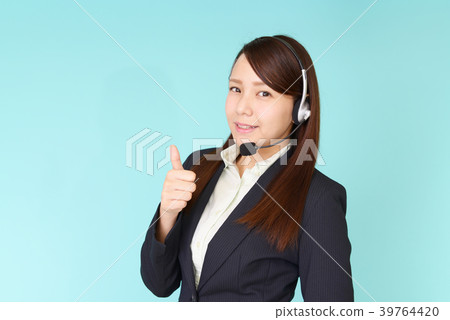 An entertaining operator An entertaining operator 39764420