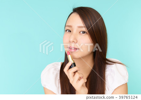 Women who make up makeup Women who make up makeup 39765124