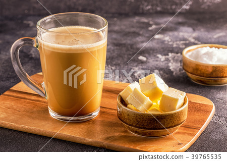 Bulletproof coffee, blended with organic butter 39765535