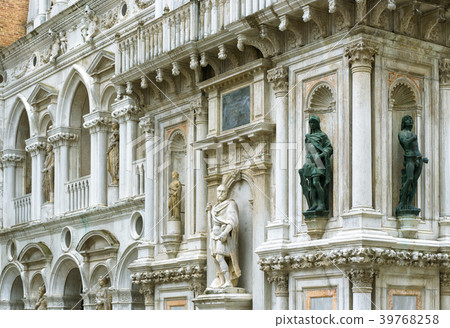 Doge`s Palace or Palazzo Ducale, Venice, Italy Doge`s Palace or Palazzo Ducale, Venice, Italy 39768258