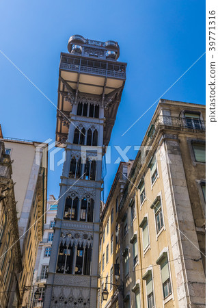 The Santa Justa Lift also called Carmo Lift  39771316