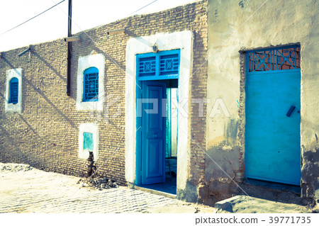 Typical street of Gafsa, Tunisia 39771735