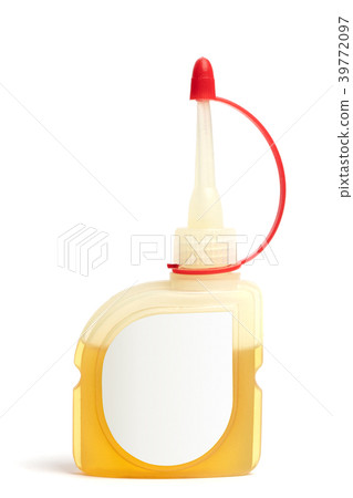 A small polyethylene household oil can A small polyethylene household oil can 39772097