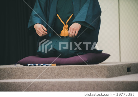 comic storytelling, rakugo, dais 39773385