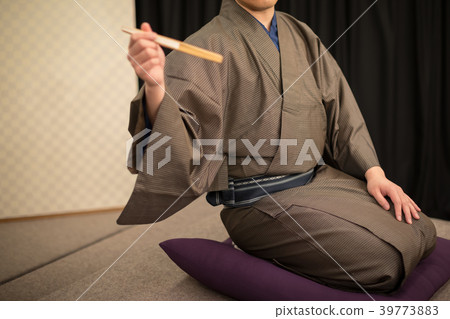 comic storytelling, rakugo, dais 39773883