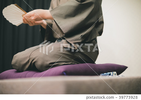 comic storytelling, rakugo, dais 39773928