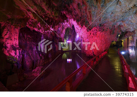 Mangyeongdo Ryugu Bridge (Niimi City, Okayama Prefecture) 39774315