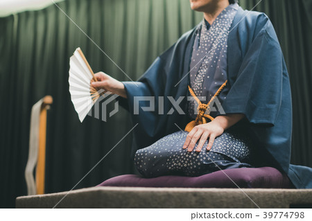 comic storytelling, rakugo, dais 39774798