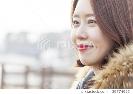 Young woman, travel, Gangneung, Gangwon-do Young woman, travel, Gangneung, Gangwon-do 39774935