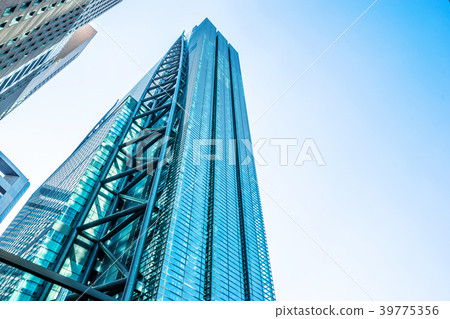 look up panoramic city skyline view in tokyo look up panoramic city skyline view in tokyo 39775356