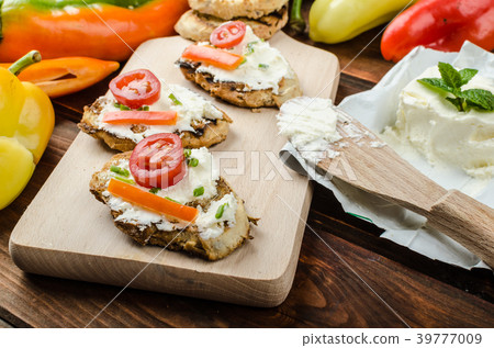 Healthy baguette, spread curd cheese with vegetable and herbs Healthy baguette, spread curd cheese with vegetable and herbs 39777009