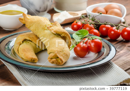 Home calzone rolls Home calzone rolls 39777119