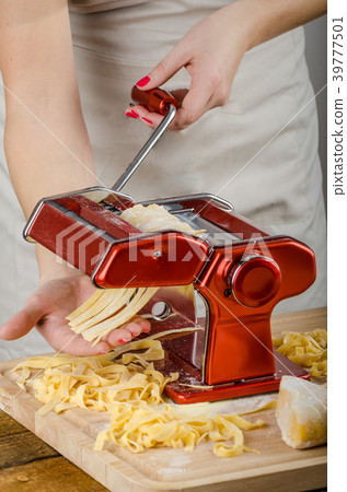 Chef production pasta - Italian pasta grinder 39777501
