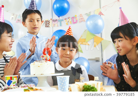 生日聚會孩子生日蛋糕 39779185