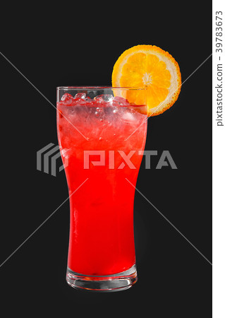 Summer cocktail on isolated black background Summer cocktail on isolated black background 39783673