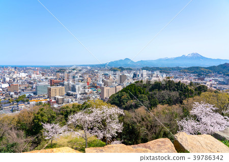 A view from the ruins of the spring Yonago Castle where the cherry blossoms bloom Yonago city 39786342