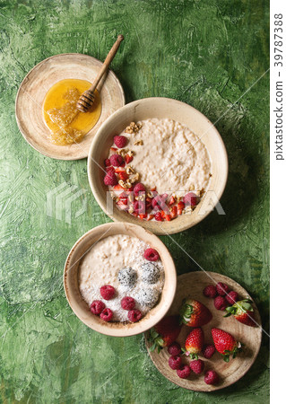 Rice porrige with berries 39787388