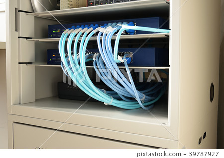 LAN cable wiring work after arrangement 39787927
