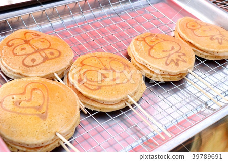pancake at street food 39789691