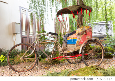 tricycle tricycle 39790442