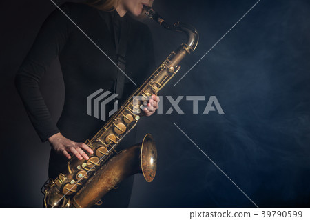 Saxophone Saxophone 39790599