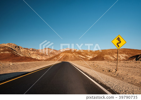 Artist's Drive in Death Valley 39790735