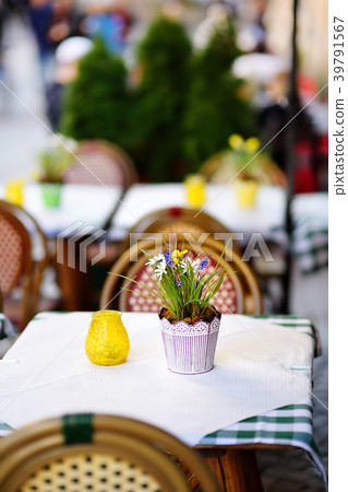 Outdoor cafe on sunny spring day Outdoor cafe on sunny spring day 39791567
