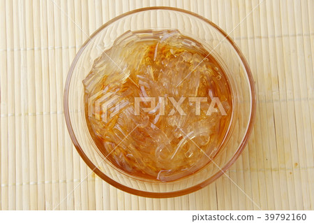 Point Point 39792160