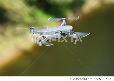 Drone in flight seen from above 39792377
