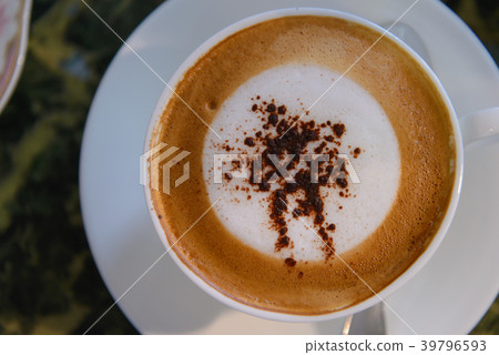 Top view of coffee cup in coffee cafe 39796593
