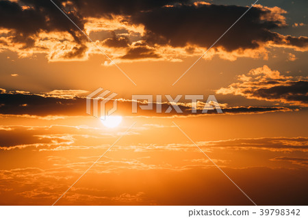 Bright Orange And Yellow Warm Colors Sun In Sunset 39798342