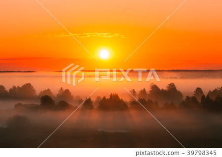 Amazing Sunrise Over Misty Landscape. Scenic View 39798345