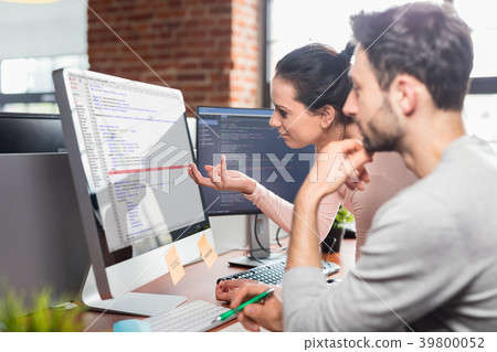 Website design. Developing programming and coding 39800052