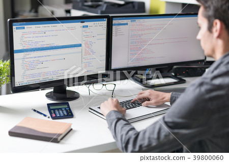 Website design. Developing programming and coding 39800060